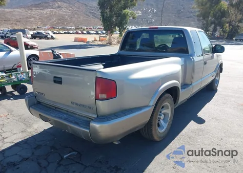 2000 Chevrolet S Truck S10 z USA, uszkodzony, nr VIN 1GCCS19W4Y8272360